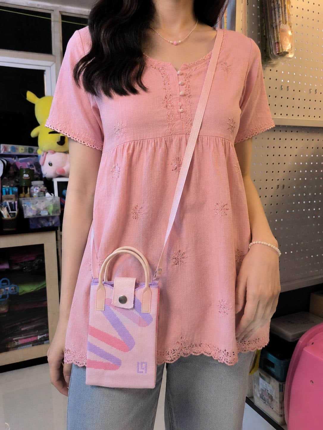 Trendy Jute Mobile Sling Bag -baby pink